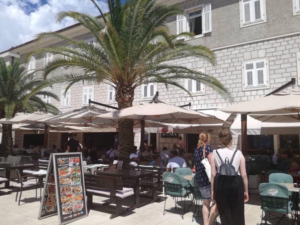Mulo Stanicica Tivat Zewnętrze zdjęcie